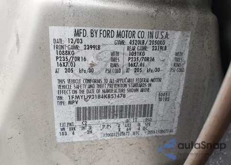 2004 Ford Escape Xlt z USA, uszkodzony, nr VIN 1FMYU93184KB51478